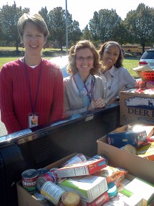 Davis Drive Elementary School Some 'helping hands' at Davis Drive Elementary